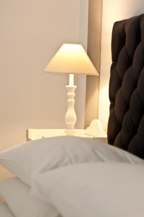 B&B La Finestra Sul Colosseo Rome Exterior photo